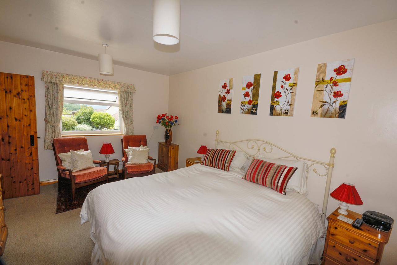 Greyfield Farm Cottages Farmborough المظهر الخارجي الصورة