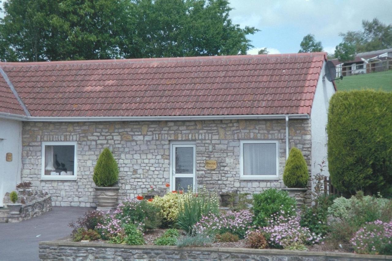 Greyfield Farm Cottages Farmborough المظهر الخارجي الصورة