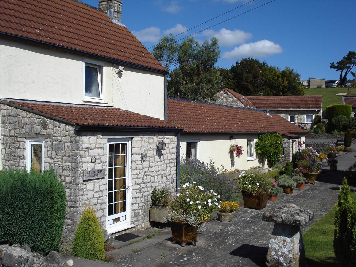 Greyfield Farm Cottages Farmborough المظهر الخارجي الصورة
