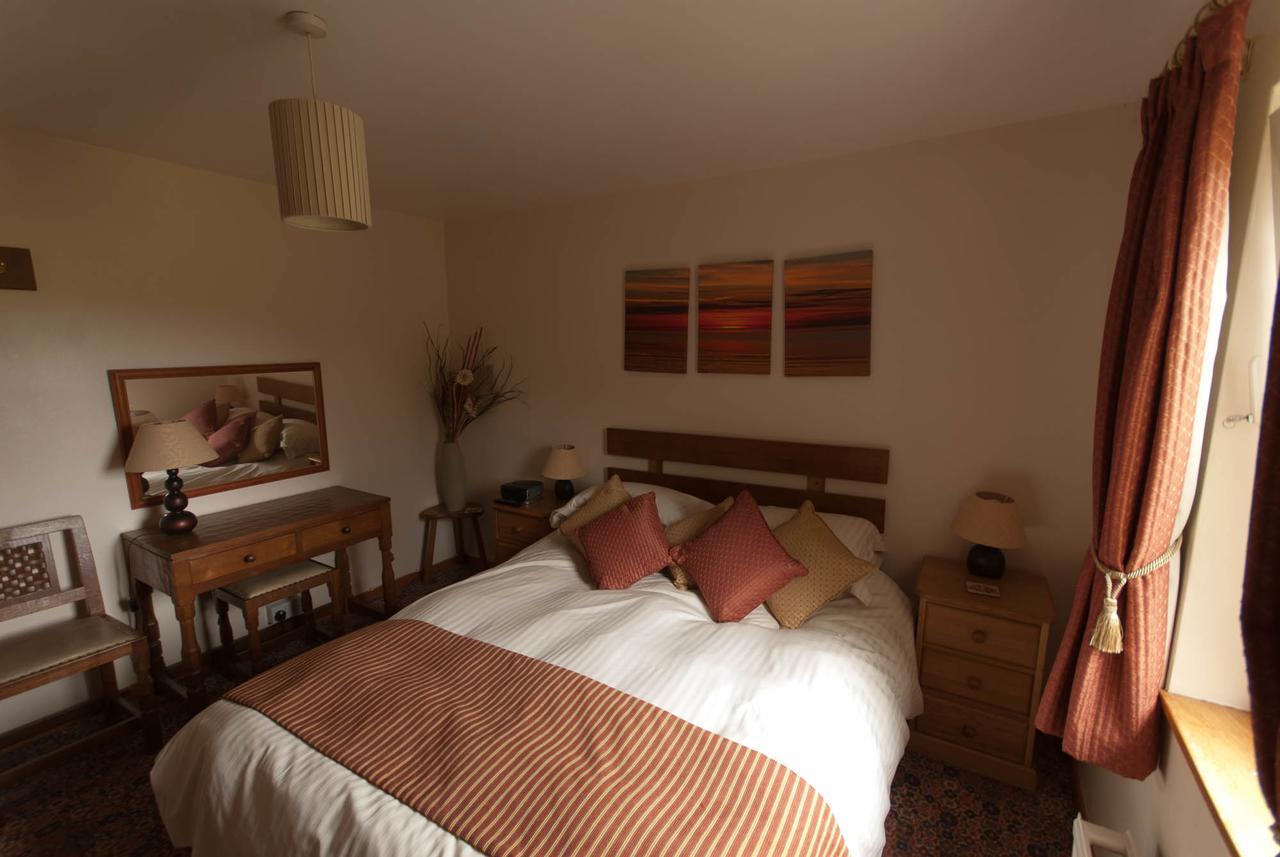 Greyfield Farm Cottages Farmborough المظهر الخارجي الصورة